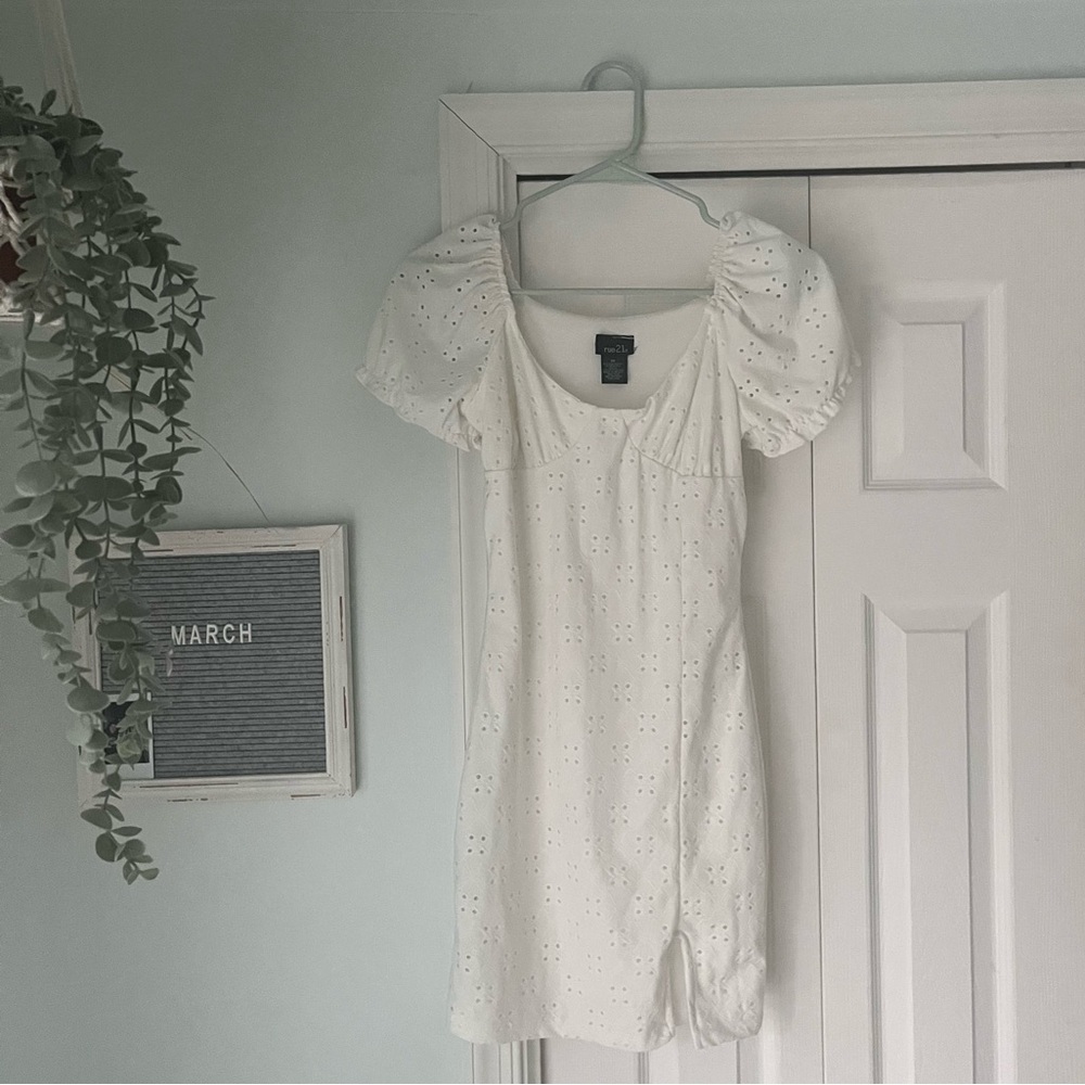 White bodycon graduation dress size XS